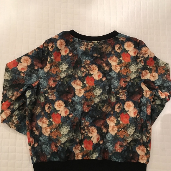 jacket - Picture 3 of 5